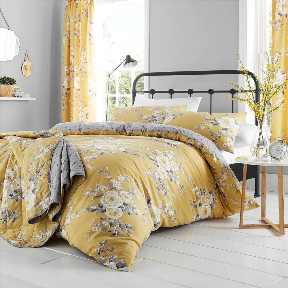 Catherine Lansfield Canterbury Ochre Reversible Quilt Set | King - Image 3
