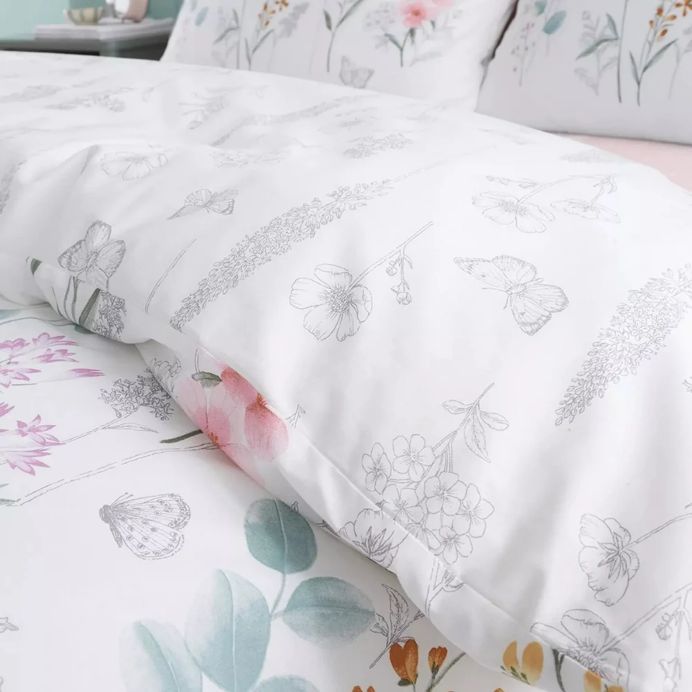 Catherine Lansfield Emilia Floral White Reversible Quilt Set | Single - Image 6