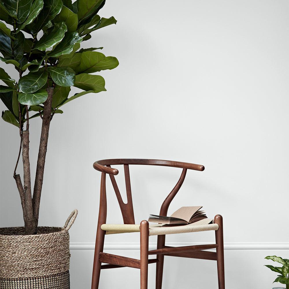 Crown Easyclean Matt Emulsion Paint | Chalky White - Image 5