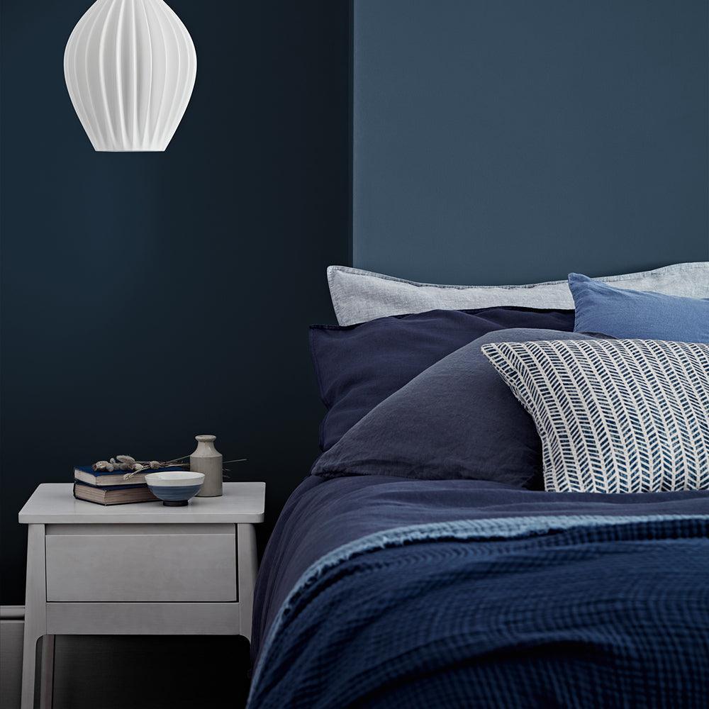 Crown Walls & Ceilings Matt Emulsion | Midnight Navy | 40ml Tester - Image 5