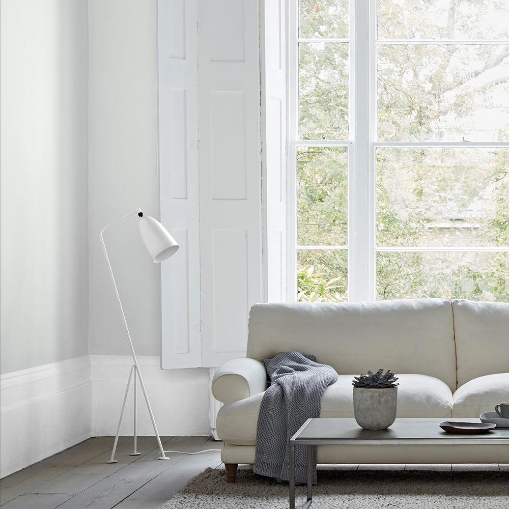 Crown Walls & Ceilings Matt Emulsion Paint | Chalky White | 40ml Tester - Image 4