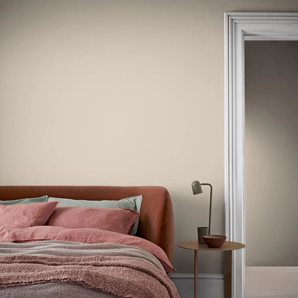 Crown Walls & Ceilings Matt Emulsion Paint | Wheatgrass | 40ml Tester - Image 4