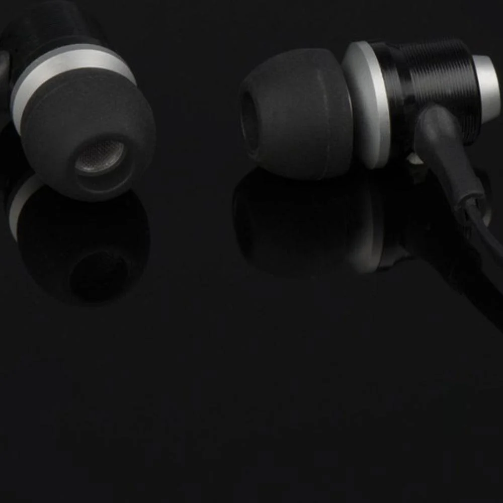 Grundig Metal Pro Bluetooth Stereo Black Earphones with Microphone - Image 5
