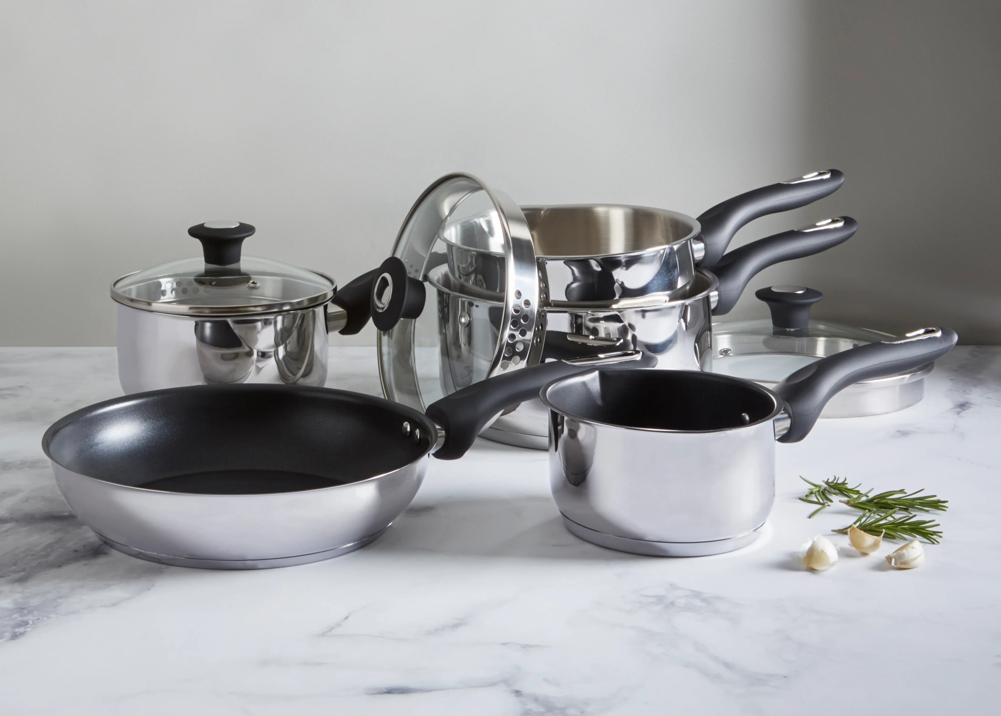 Simply Home Stainless Steel Saucepan with Draining Lid | 16cm - Image 9