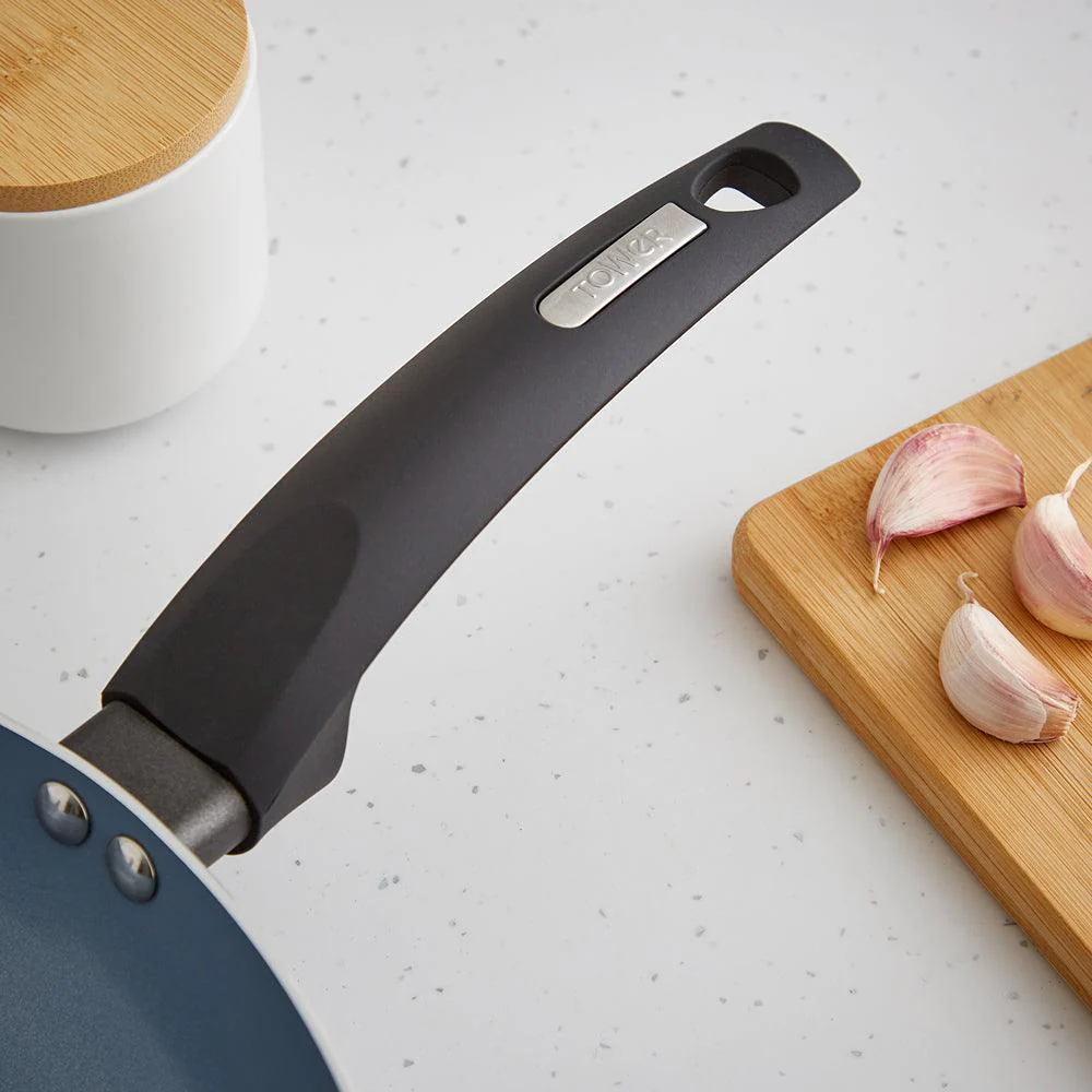 Tower Cerasure Non-Stick Frying Pan | 32cm - Image 6